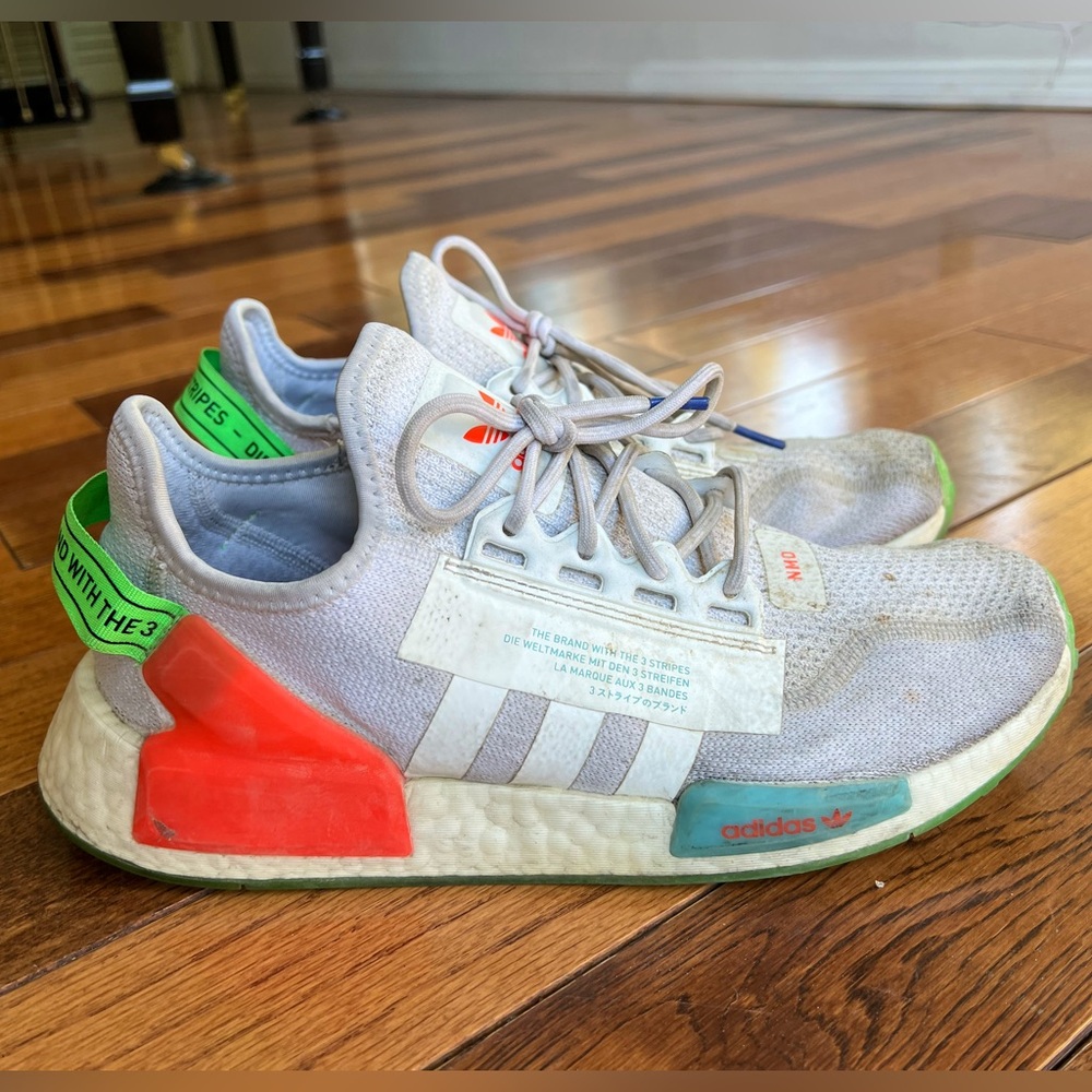 Adidas Nmd_r1 V2 ‘Glow In The Dark - White Sonic … - image 3